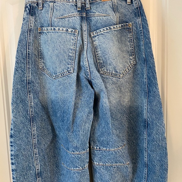 We The Free Good Luck Barrel Jeans Relaxed Fit - Picture 7 of 9